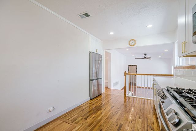 227 Devonshire Dr, San Antonio, TX 78209