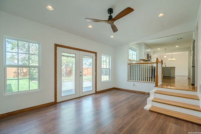 227 Devonshire Dr, San Antonio, TX 78209