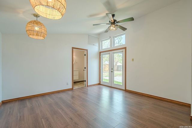 227 Devonshire Dr, San Antonio, TX 78209