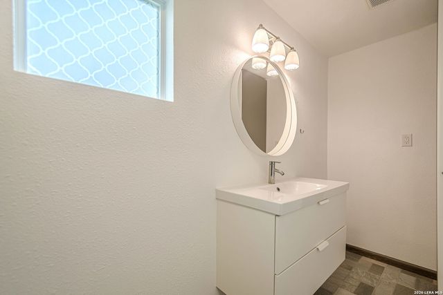 227 Devonshire Dr, San Antonio, TX 78209