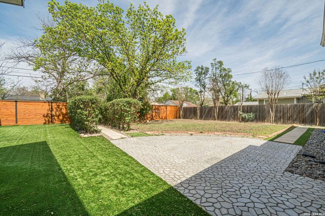 227 Devonshire Dr, San Antonio, TX 78209