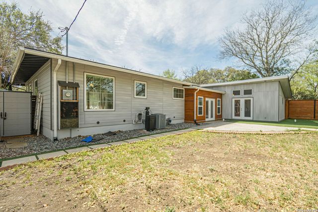 227 Devonshire Dr, San Antonio, TX 78209