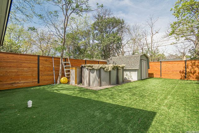 227 Devonshire Dr, San Antonio, TX 78209