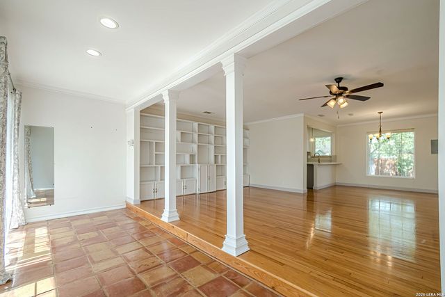 227 Devonshire Dr, San Antonio, TX 78209