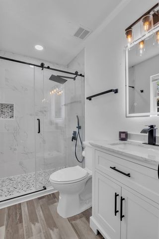 105 Donna Dr, Marshall, TX 75672