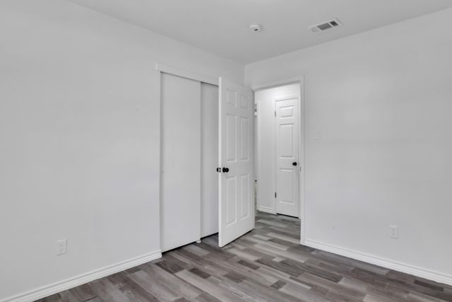 105 Donna Dr, Marshall, TX 75672