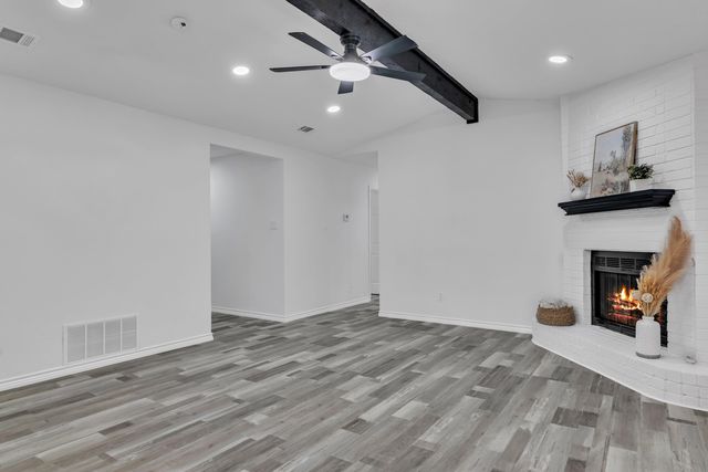 105 Donna Dr, Marshall, TX 75672