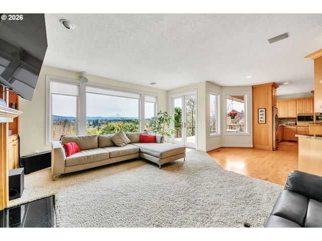 1414 Se BEECH Pl, Gresham, OR 97080