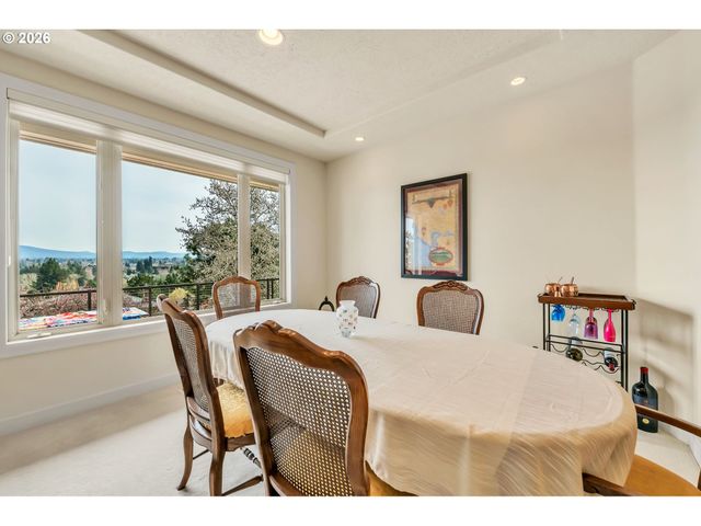 1414 Se BEECH Pl, Gresham, OR 97080