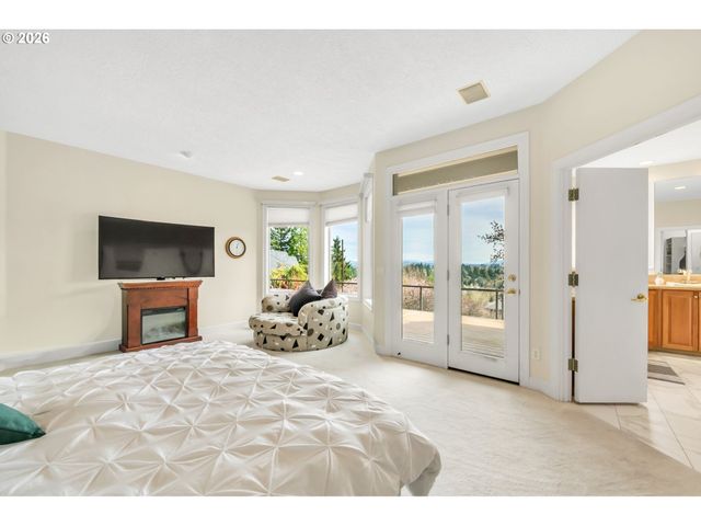 1414 Se BEECH Pl, Gresham, OR 97080