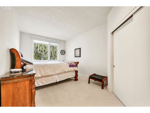 1414 Se BEECH Pl, Gresham, OR 97080