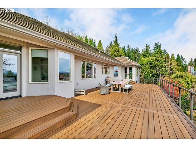 1414 Se BEECH Pl, Gresham, OR 97080