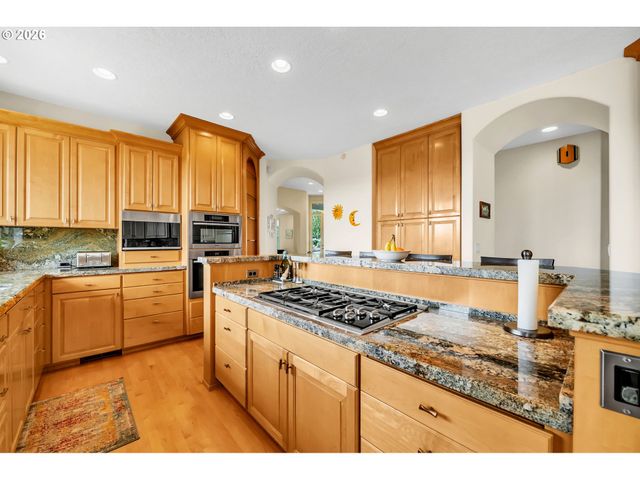 1414 Se BEECH Pl, Gresham, OR 97080