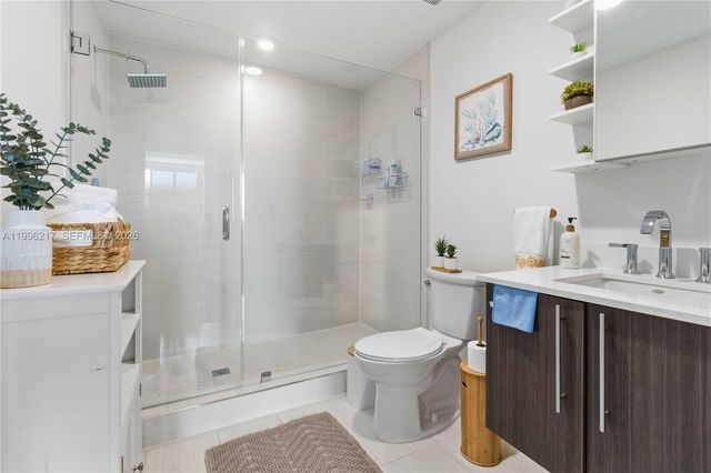 7875 NW 107th Ave 310, Doral, FL 33178