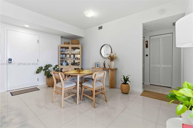 7875 NW 107th Ave 310, Doral, FL 33178