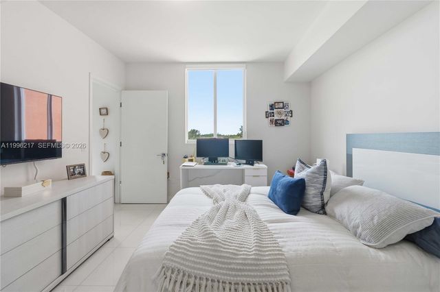 7875 NW 107th Ave 310, Doral, FL 33178