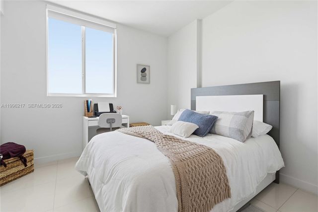 7875 NW 107th Ave 310, Doral, FL 33178