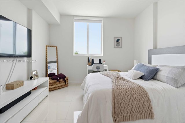 7875 NW 107th Ave 310, Doral, FL 33178