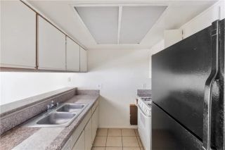 2726 S Menlo Ave., Los Angeles, CA 90007