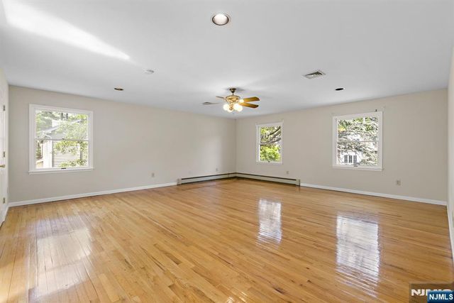 401 11th Street, Cresskill, NJ 07626