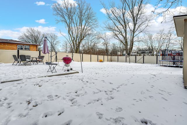 2931 Willow Road, Homewood, IL 60430