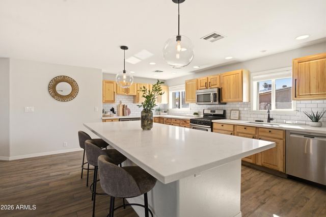 5302 N 81ST Place, Scottsdale, AZ 85250