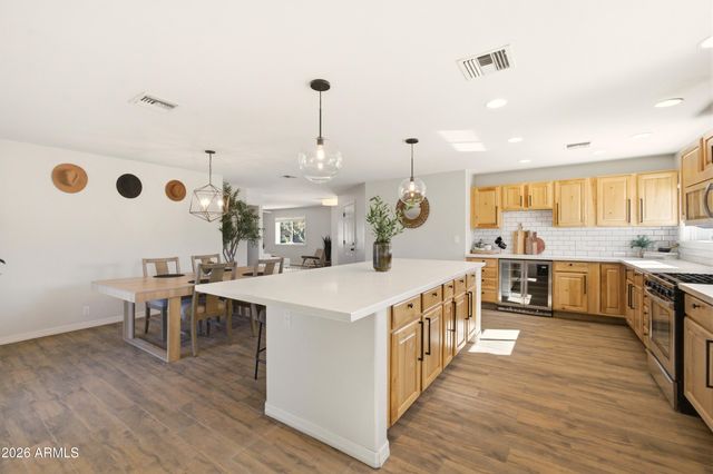 5302 N 81ST Place, Scottsdale, AZ 85250