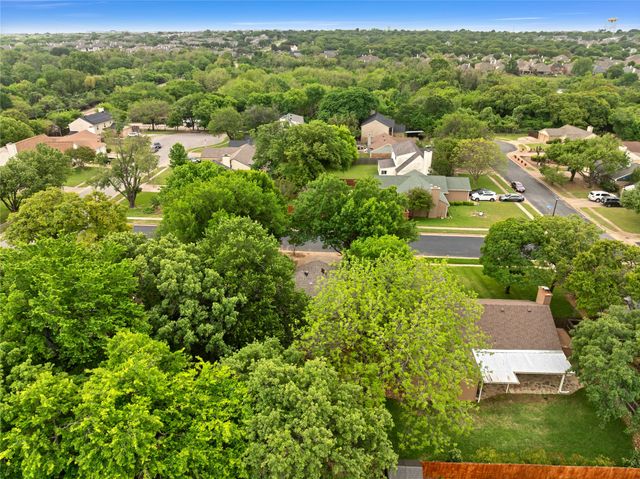 513 Harrington Lane, Euless, TX 76039