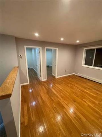 71-26 58th Avenue, Maspeth, NY 11378
