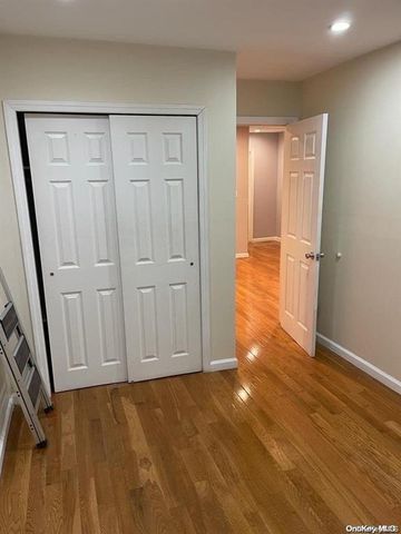 71-26 58th Avenue, Maspeth, NY 11378