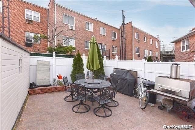 71-26 58th Avenue, Maspeth, NY 11378