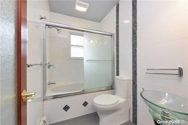 71-26 58th Avenue, Maspeth, NY 11378