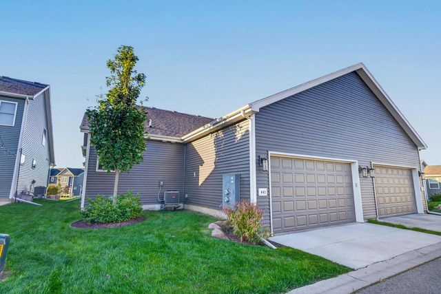 662 Hillcrest Drive, Waunakee, WI 53597
