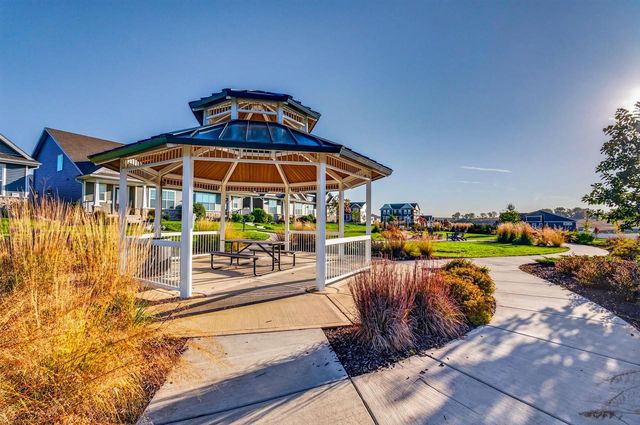 662 Hillcrest Drive, Waunakee, WI 53597
