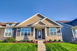 662 Hillcrest Drive, Waunakee, WI 53597