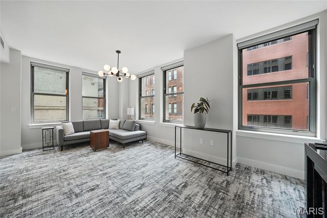 314 N Broadway 806, St Louis, MO 63102