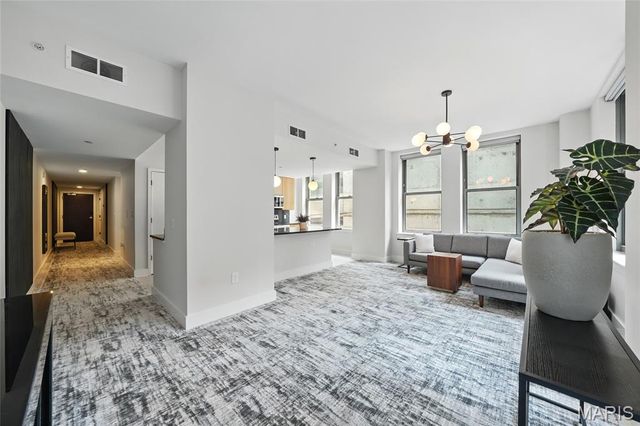 314 N Broadway 806, St Louis, MO 63102