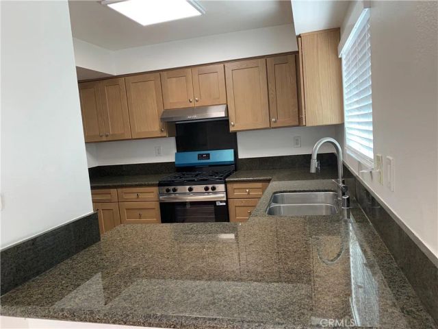 10221 White Oak Avenue 1, Northridge, CA 91325