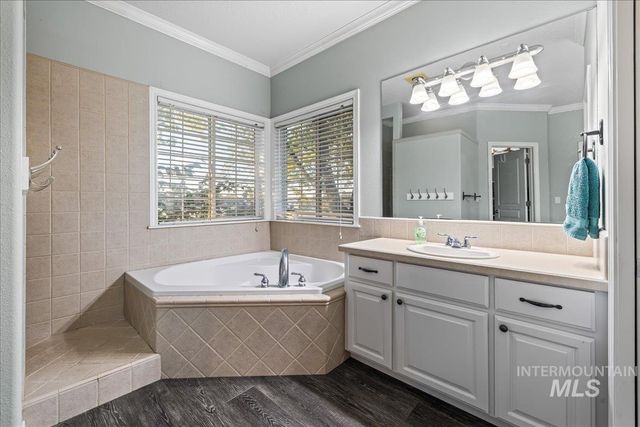 16059 Westfield Ln, Caldwell, ID 83607