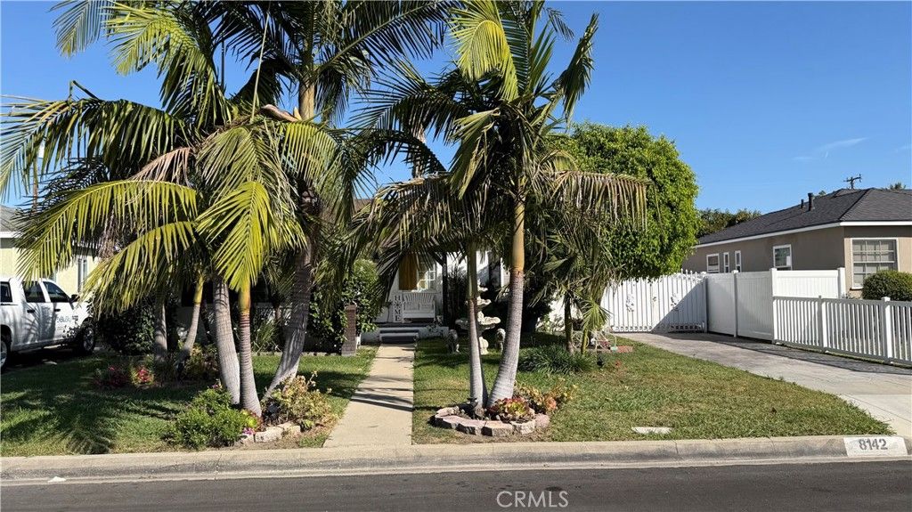 8142 Shadyside, Whittier, CA 90606