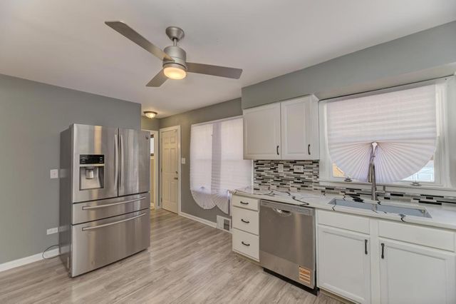 353 W Hickory Street, Chicago Heights, IL 60411