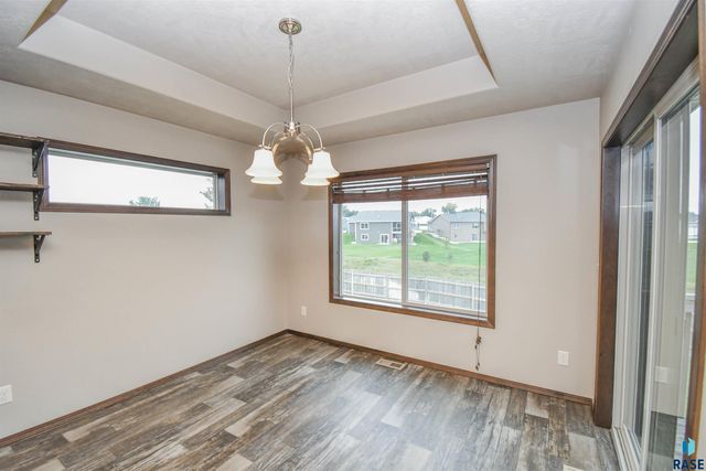 5733 W Bream Ct Court, Sioux Falls, SD 57107