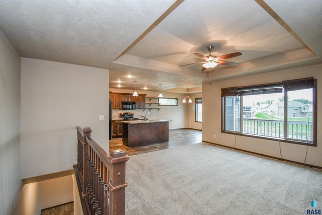 5733 W Bream Ct Court, Sioux Falls, SD 57107