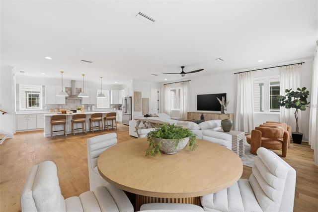 407 S ALBANY AVENUE 4, Tampa, FL 33606