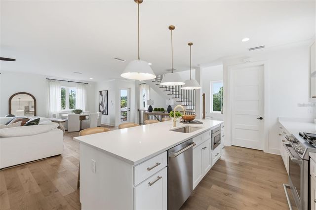 407 S ALBANY AVENUE 4, Tampa, FL 33606