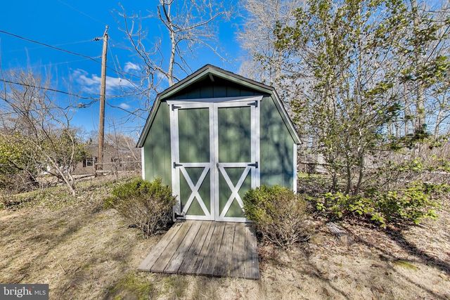 3905 WAKEFIELD LN, Bowie, MD 20715