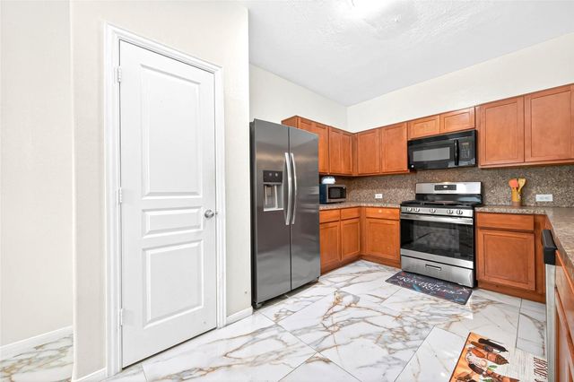 7727 Friesian Meadow, Humble, TX 77338