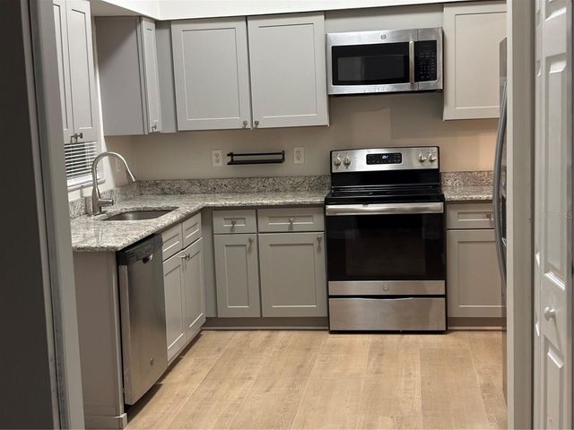 11222 CLAYRIDGE DRIVE, Tampa, FL 33635