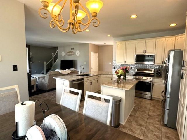 628 STOCKTON DR, Williamstown, NJ 08094