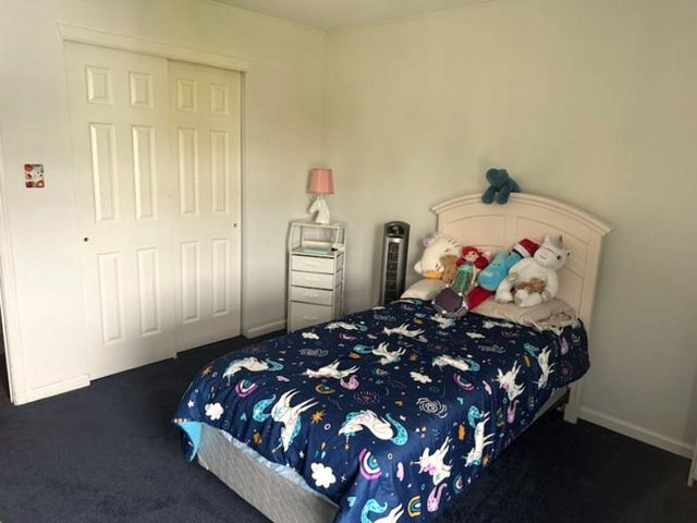 628 STOCKTON DR, Williamstown, NJ 08094